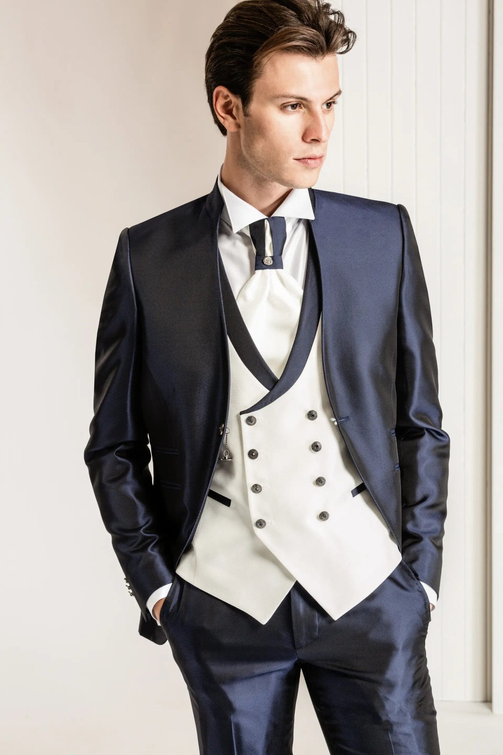 B8-130 - Glamour Atelier 1978