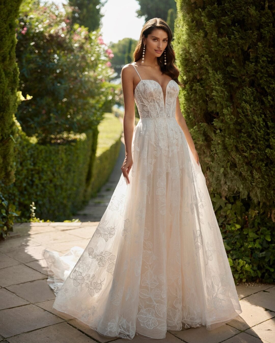 DEVINE 2025 - Glamour Atelier 1978