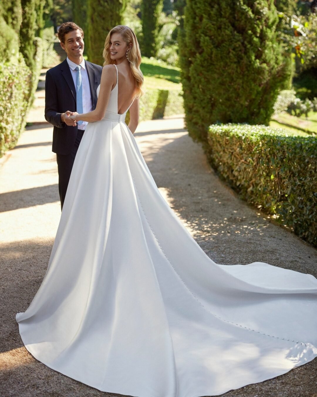 DORA 2025 - Glamour Atelier 1978