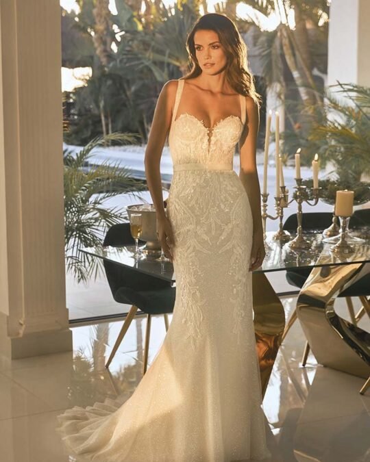 Efua - Glamour Atelier 1978