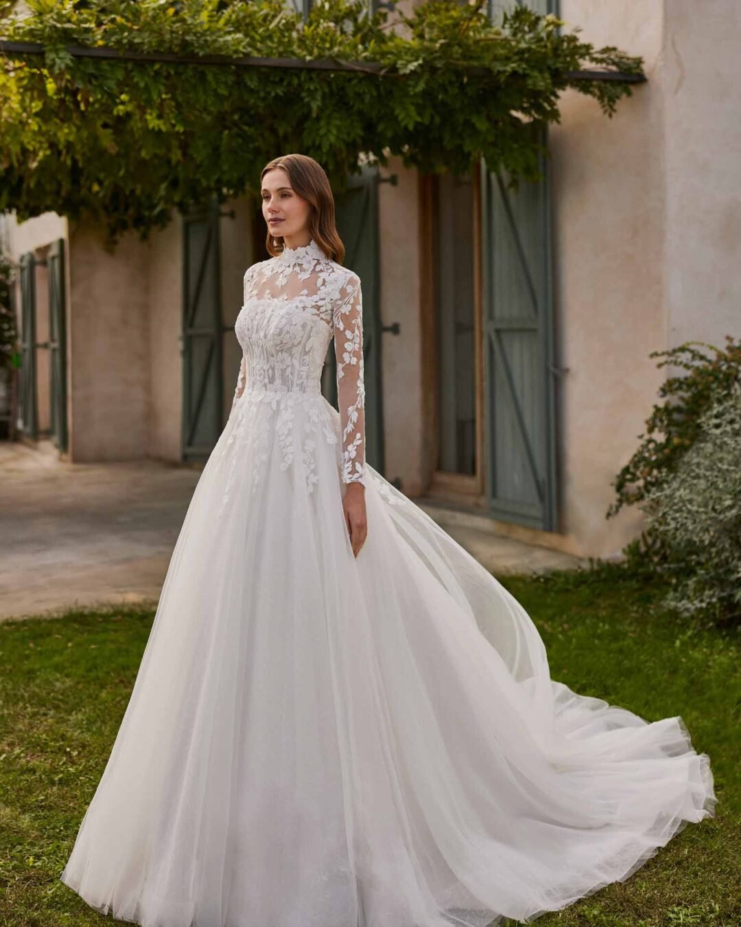 NISARA - Glamour Atelier 1978