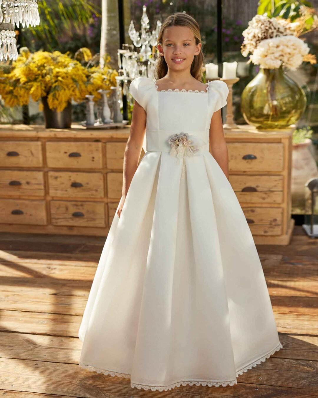 R722 - Glamour Atelier 1978