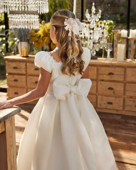 R722 - Glamour Atelier 1978