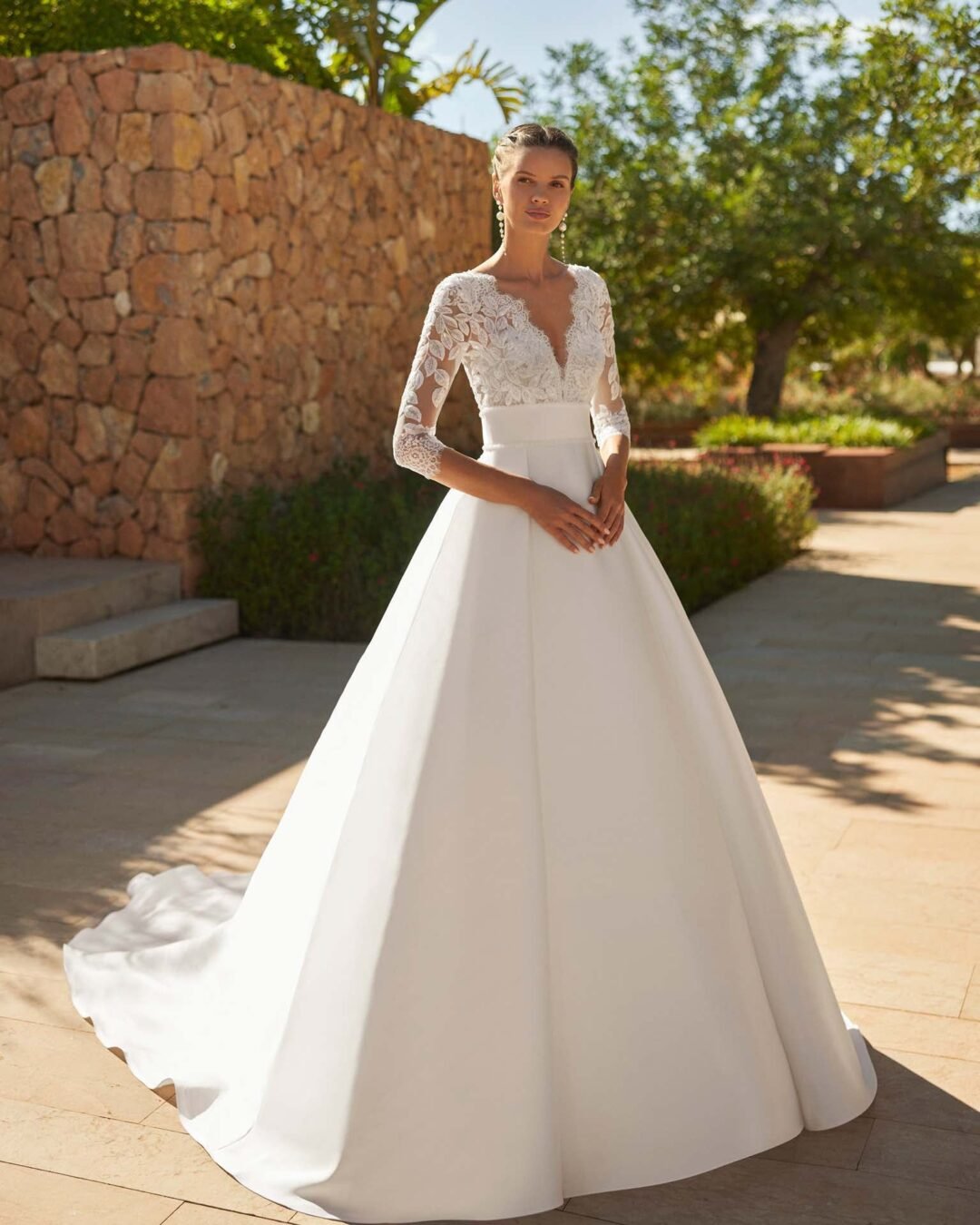 SONA - Glamour Atelier 1978