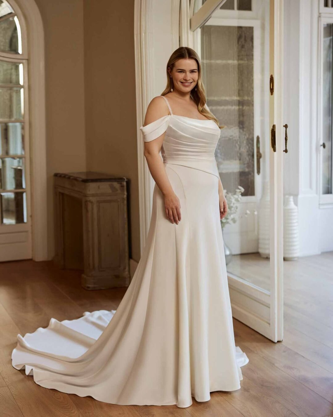 WAIRIA - Glamour Atelier 1978